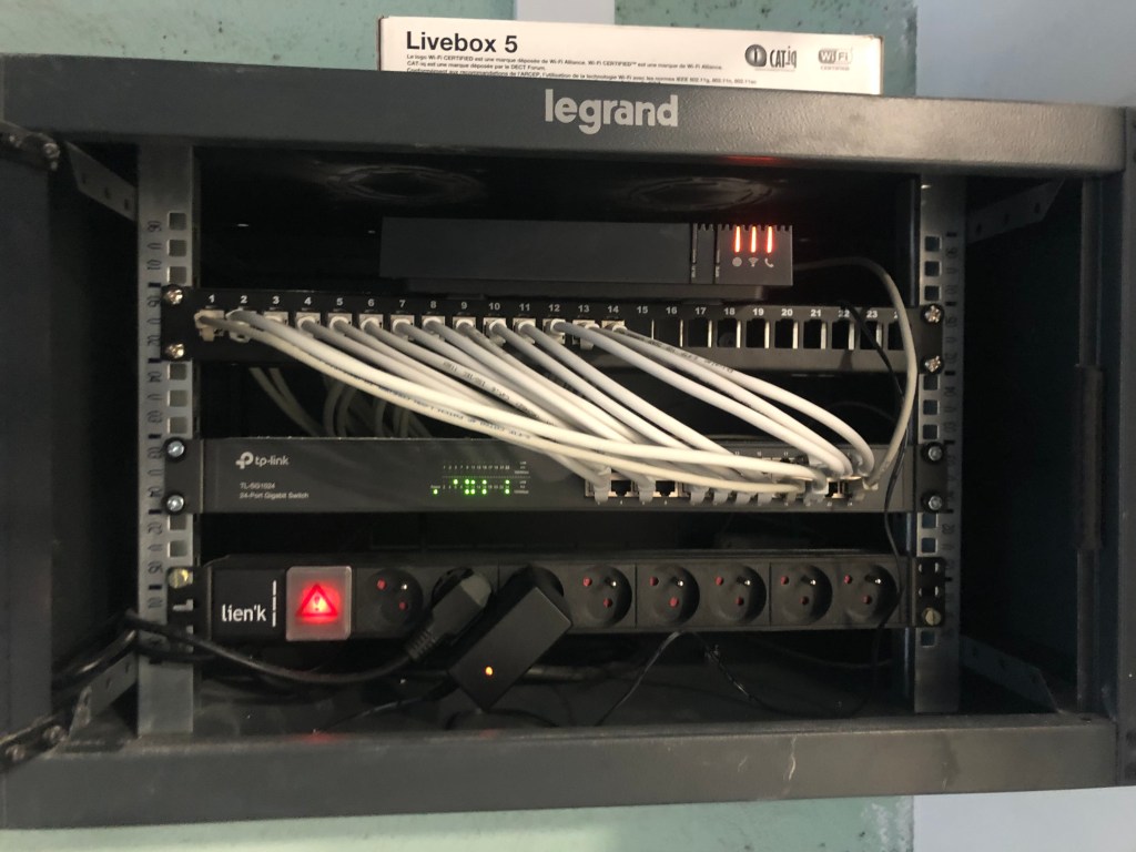 PCPS Elec lectricit T l phonie Borne De Recharge PCPS Elec lectricit T l phonie Borne De Recharge